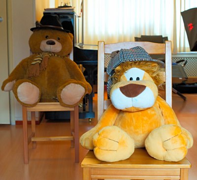 Greater depth of field at F8